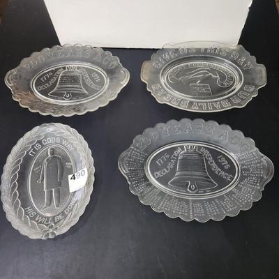 4 Collectable Clear Glass Plates Bicentennial