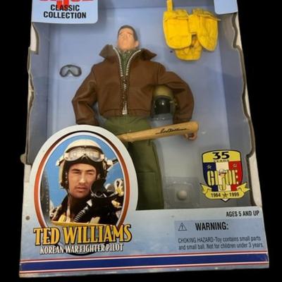 [R] Action Figure Assortment