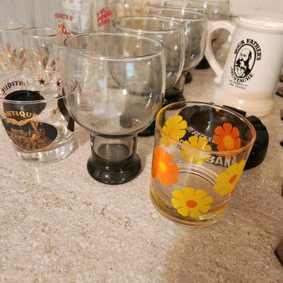 Large Assortment vintage Glassware Corning Pyrex Fire King