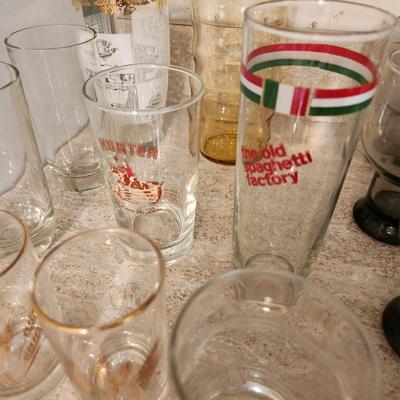 Large Assortment vintage Glassware Corning Pyrex Fire King