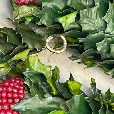 Hanging Leaf and Berry 5 Piece Lot - Has Wear