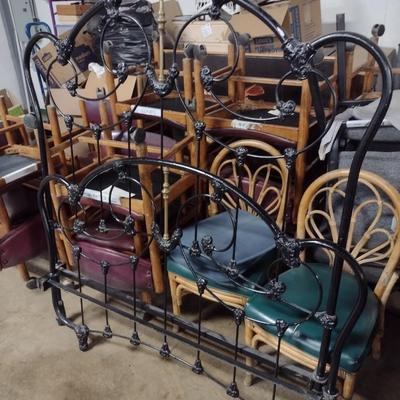 Wrought Metal French Country Full Sized Bed Frame includes Rails