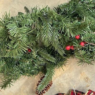 Beautiful Lit Garland with Bows