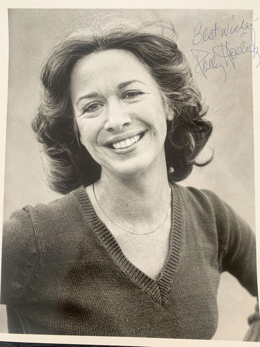 Polly Holliday Signed Photo | EstateSales.org