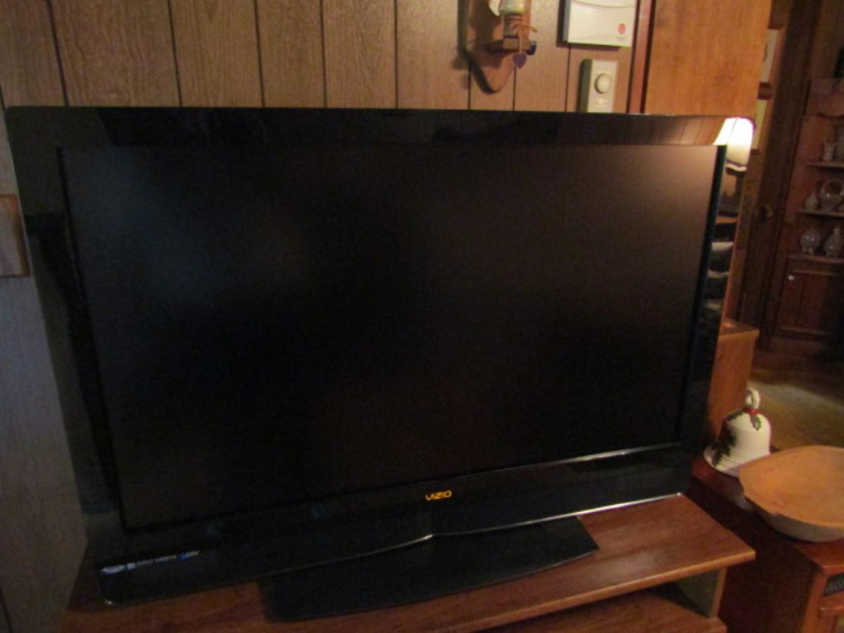 Vizio 42 Inch Television Model VW42L FHDTV10A with Remote