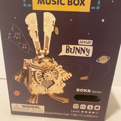 ROBOTIME STEAMPUNK MUSIC BOX BUNNY ROKR SERIES KIT