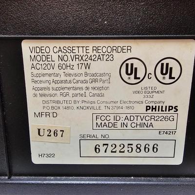 Philips Magnavox VHS Player (D-JS)