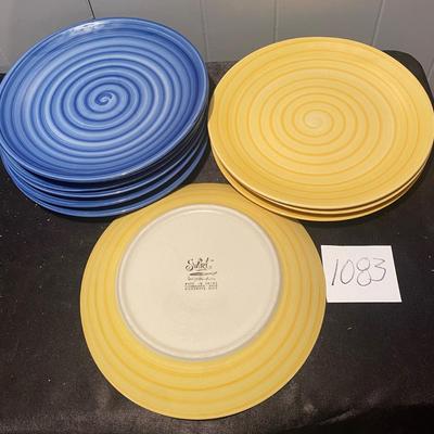 Vintage Swirl Plates
