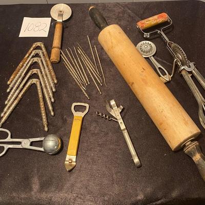 Vintage Kitchen Lot