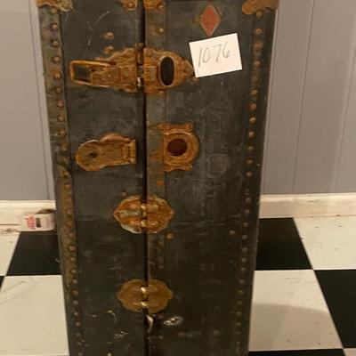 Vintage Steamer Trunk