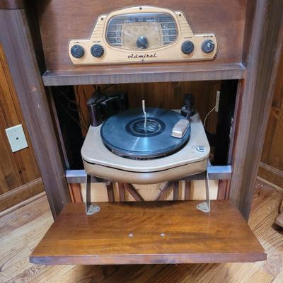 Vintage Admiral Chassis Radio Phonograph (D-CE)