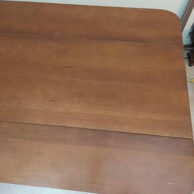 Colonial Style Drop Leaf Dining Table (O-BBL)