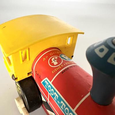 VINTAGE FISHER Price Toys