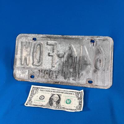 VINTAGE NEW YORK LICENSE PLATE 