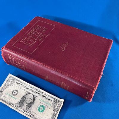 WARTIME US NAVY MEDICAL DICTIONARY with ILLUSTRATIONS