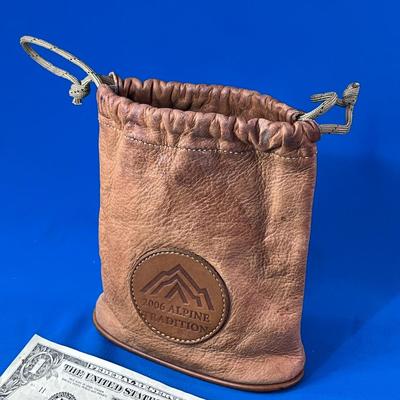 LEATHER BAG FLAT BOTTOM DRAWSTRING CLOSURE