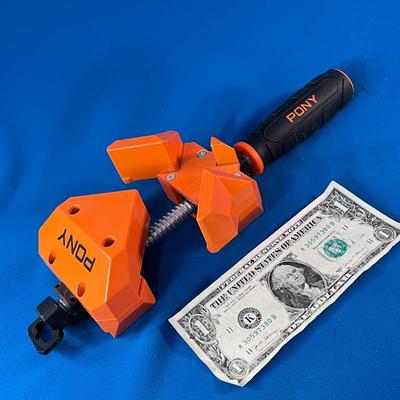 PONY ANGLE CORNER CLAMP