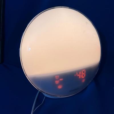 FITFORT DIGITAL ALARM CLOCK WAKE TO LIGHT SOUNDS ALARM