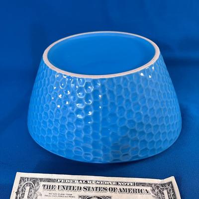 BLUE HONEYCOMB PATTERN SERVING BOWL