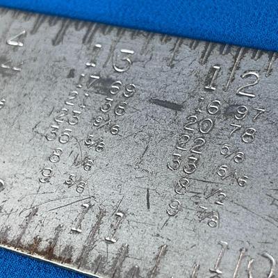 VINTAGE JOHNSON 90 DEGREE L SQUARE TOOL