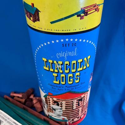 VINTAGE LINCOLN LOG PARTIAL SET