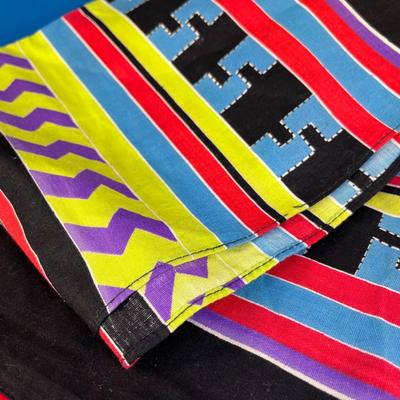 FESTIVE SOUTHWEST STYLE FRINGED TABLE RUNNER