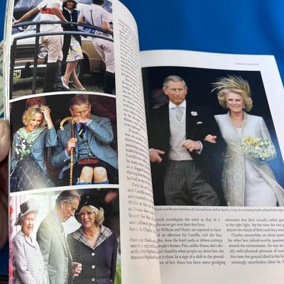 2012 â€œTHE ROYAL FAMILYâ€ SPECIAL BOOKLET QUEENâ€™S 60 YEAR REIGN