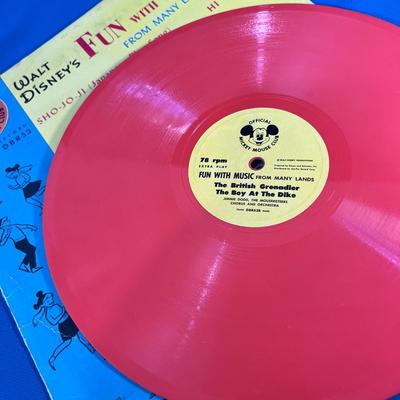 1955 WALT DISNEYâ€™S â€œFUN WITH MUSICâ€ 78 rpm RECORD ALBUM