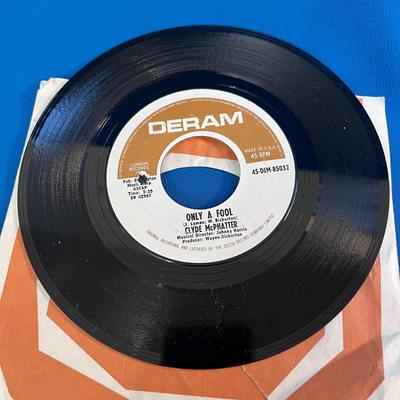 VINTAGE 45 RECORD CLYDE MCPHATTER FROM THE DRIFTERS