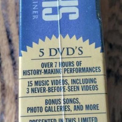 Garth Brook's The Entertainer