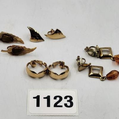 Mixed Earrings Lot