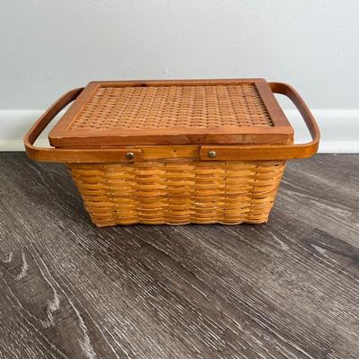 BASKETS Lot