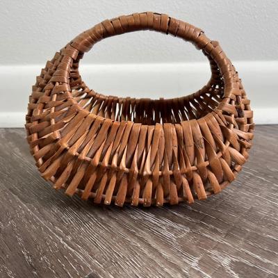 BASKETS Lot