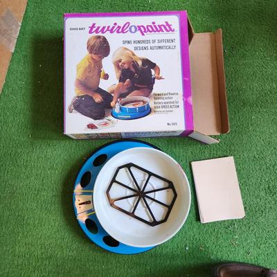 Vintage Ohio Twirl O Paint Working