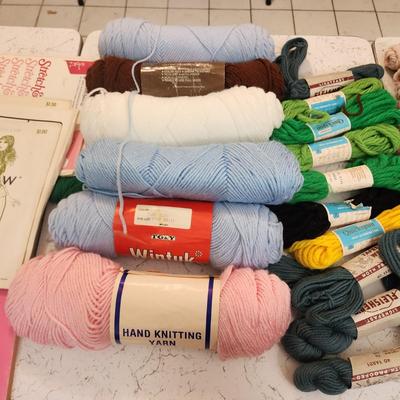 Crafting Lot yarn Sewing Books