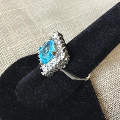 Beautiful zNew Cocktail Ring