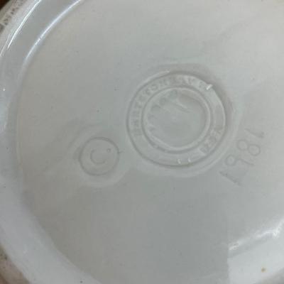 1981 Hartstone Pottery "Snow People" 4.5 Qt. Mixing Bowl