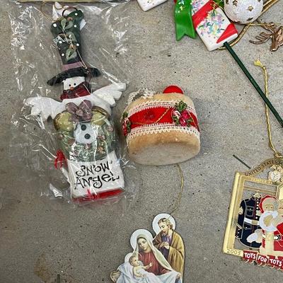 Misc. Ornament Lot