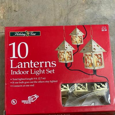NEW Christmas Lantern Indoor Light Set