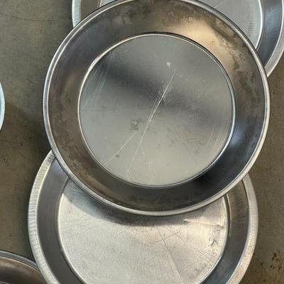 Three Vintage Clear Pie Plates - Pyrex - & 6 Oval and Round Aluminum Cake Pans