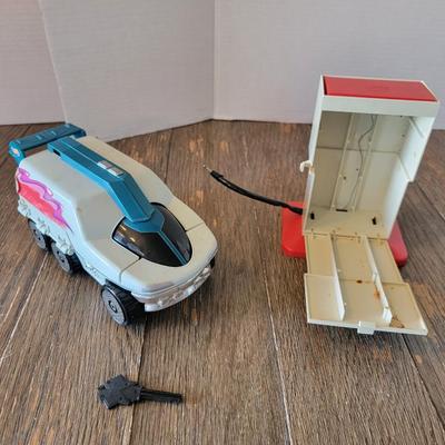 Keyforce vehicle + Hot Wheels Juice Machine