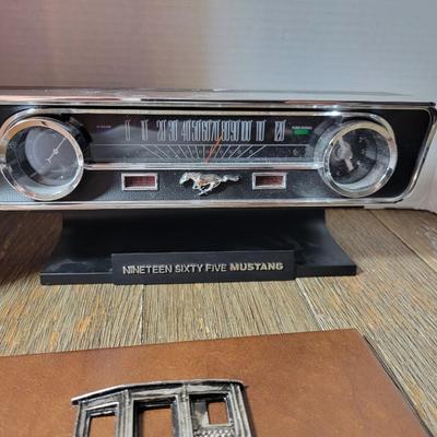 Lot of 4 Collectable Car Items