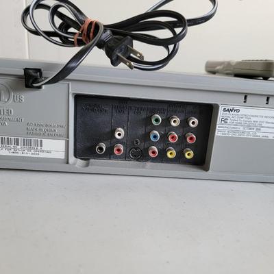 Sanyo DVW 7200 Combo VCR DVD Player