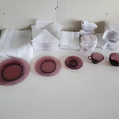 Amethyst Rocco Duralex Swirl 36 piece set