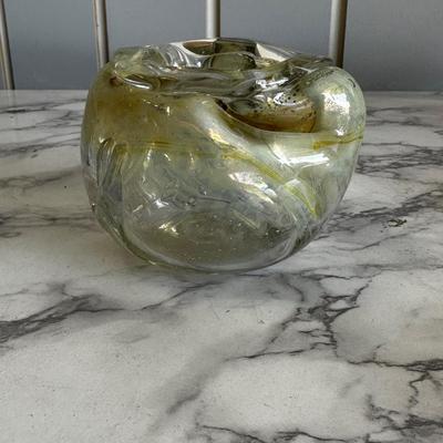 Vintage art glass Vase