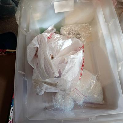 Christmas Decor, Trees, Wreaths + More (BR2-JS)