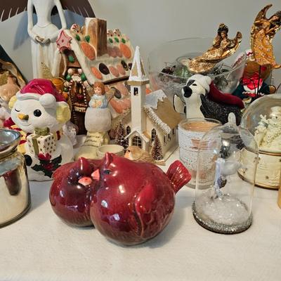 Christmas Decor, Trees, Wreaths + More (BR2-JS)