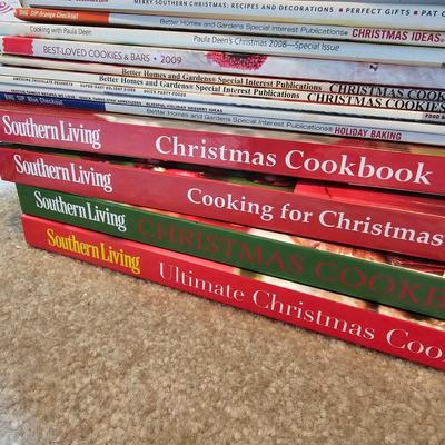 Christmas Decor, Trees, Wreaths + More (BR2-JS)