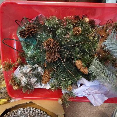 Christmas Decor, Trees, Wreaths + More (BR2-JS)