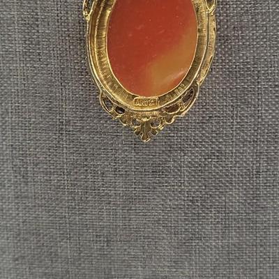 Vintage Cameo Pennant Necklace